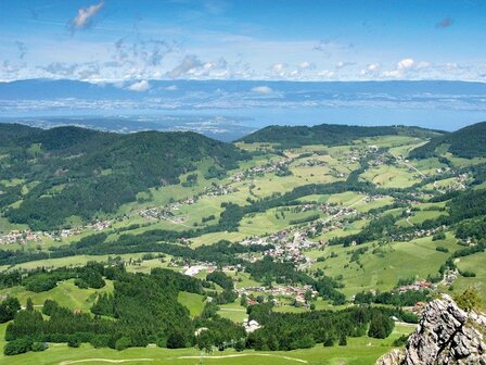 Cicerone - Walking in the Haute Savoie north