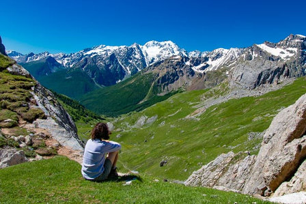 Knife Edge - Trekking the Tour of the Ecrins