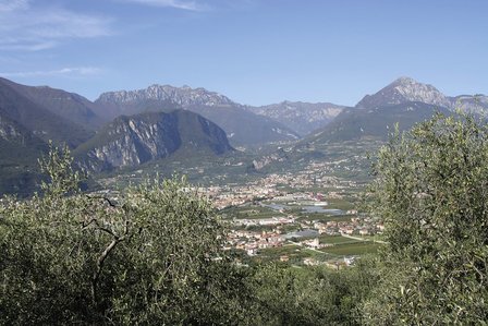 Cicerone - Walking Lake Garda and Iseo