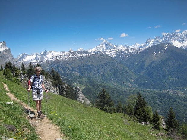 Cicerone - Walking in the Haute Savoie south