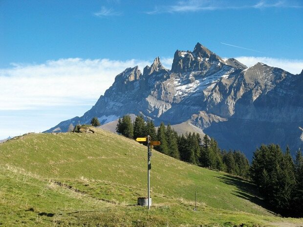 Cicerone - Walking in the Haute Savoie north