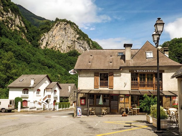 Cicerone - Shorter treks in the Pyrenees