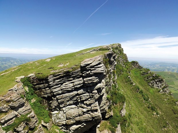 Cicerone - Shorter treks in the Pyrenees